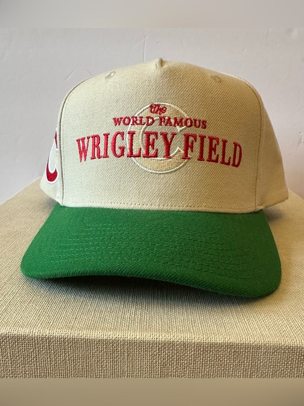 Mitchell & Ness Chicago Cubs Wrigley Field Pro-Crown Hat - NEW